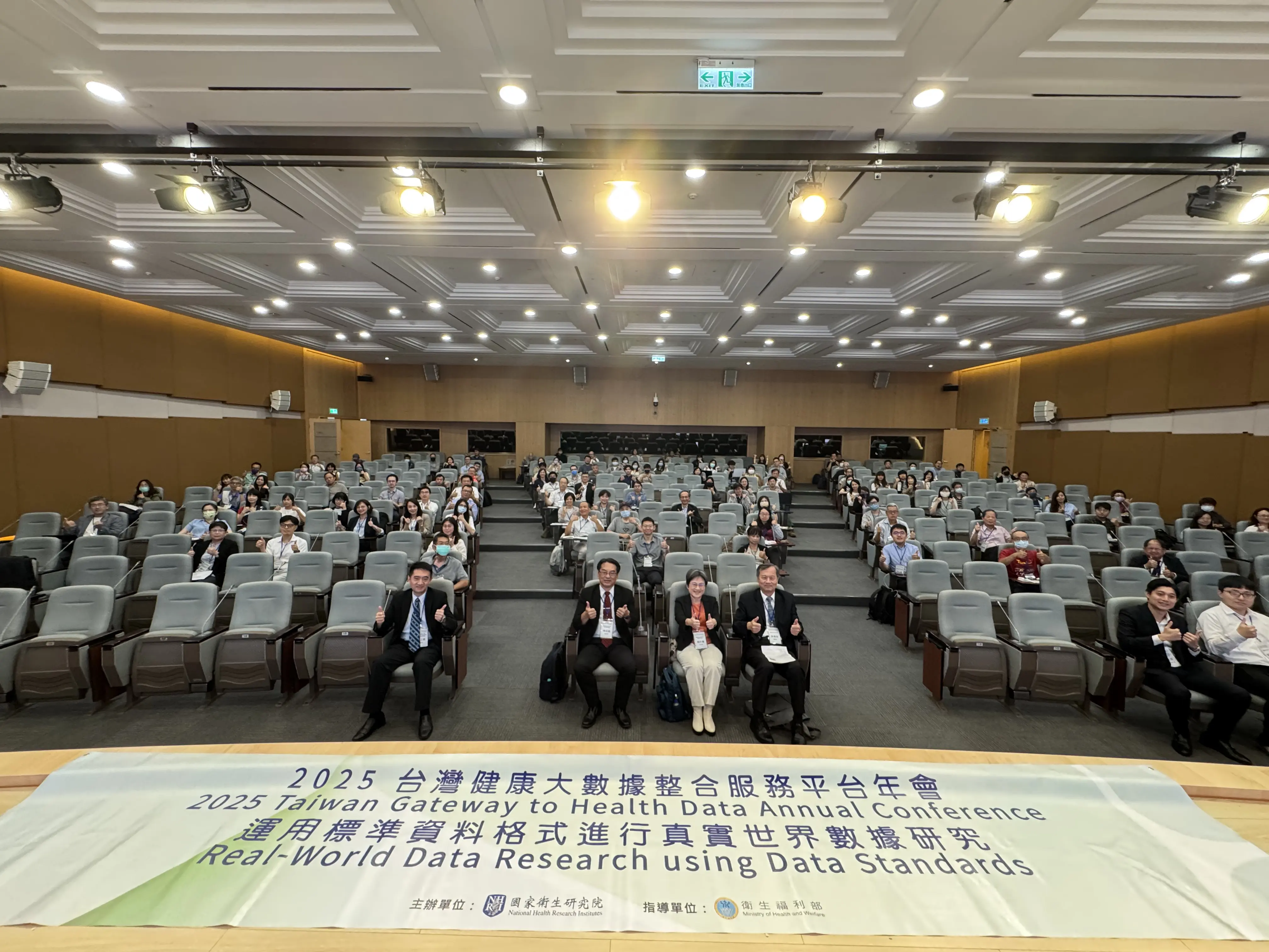 News headline picture